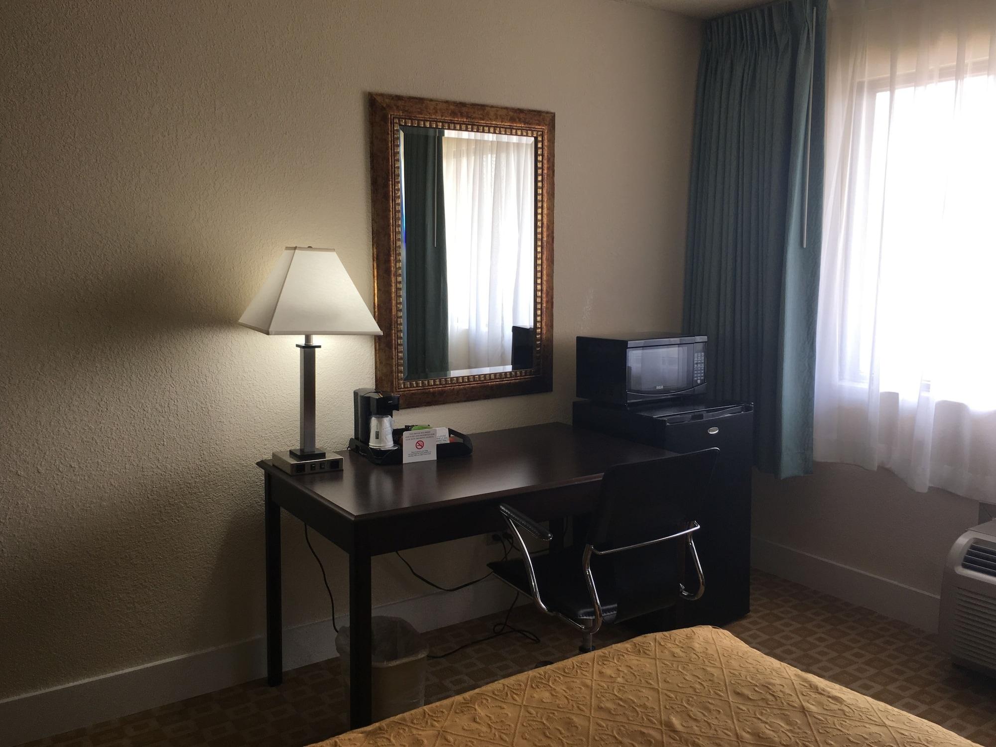 Days Inn By Wyndham Sherman Extérieur photo