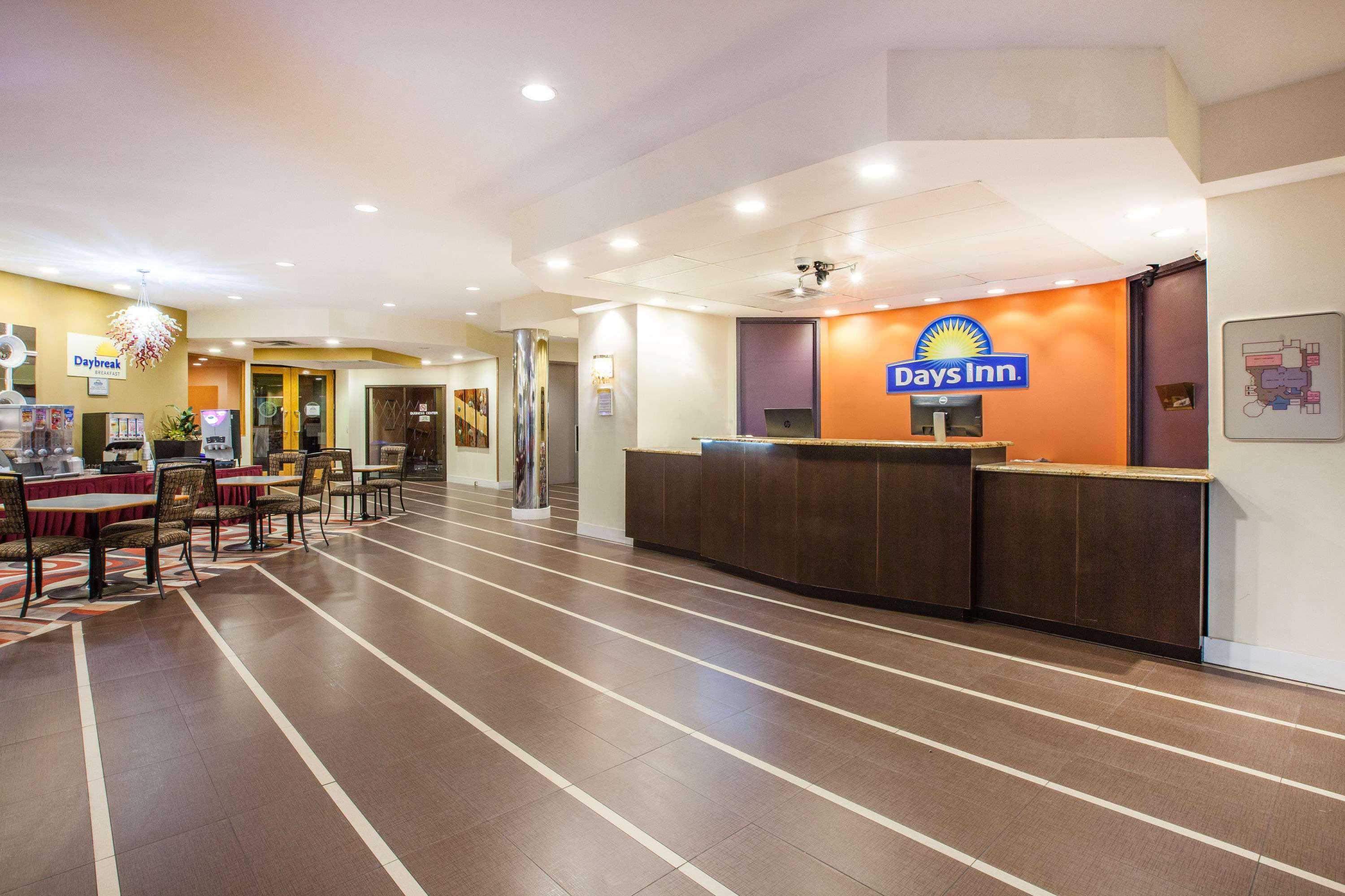 Days Inn By Wyndham Sherman Extérieur photo